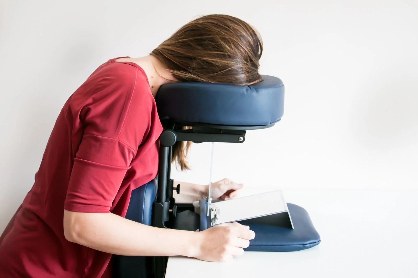 Portable seated support included with the Comfort Package